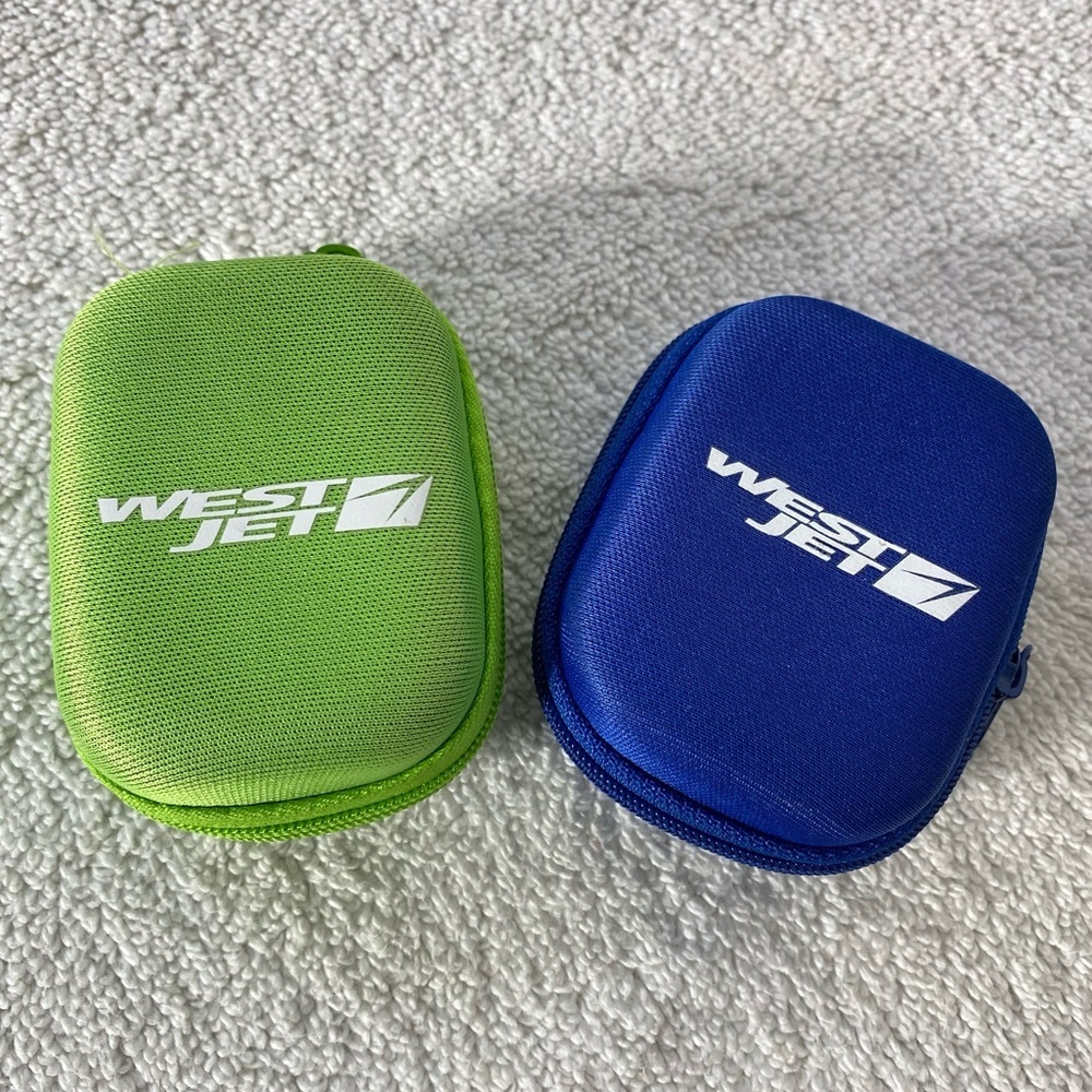 5/$35 WestJet Green and Blue Small Zippered Travel Cases x2